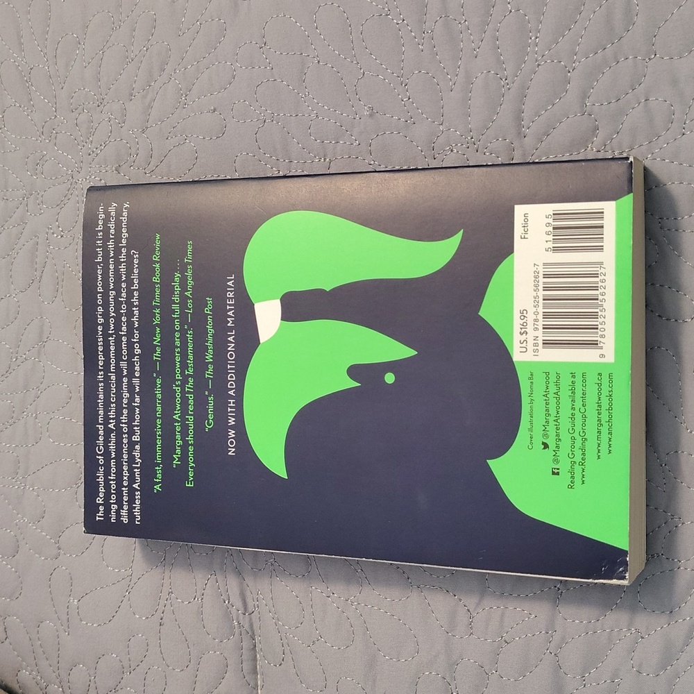 The Testaments by Margaret Atwood - Picture 2 of 5